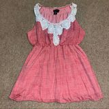 Max edition  red sleeveless elastic waist shirt and lace neckline, size Large Photo 0