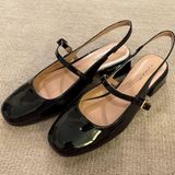 Tahari Black Kitten Heels Photo 0