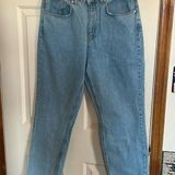 The Ragged Priest Tagged Urban Outfitters Priest High Rise Mom Light Wash W/Distressing Sz 32 Photo 0