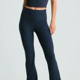 Beyond Yoga NWT  Spacedye Navy Blue Flare High Rise Leggings Women Size XS Photo 0