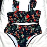 SheIn Bikini (fits Like XL) Size 12/14 Photo 0