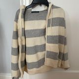 Brandy Melville Sweater Photo 0