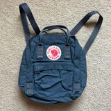 Fjällräven Fjallraven Kanken Mini Backpack Photo 0