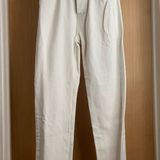 ZARA Cream Straight Leg Jeans with Distressed Hem. Size-02 Photo 0