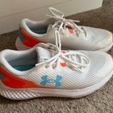 Under Armour Sneakers Photo 0