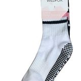 Wildfox 2-Pack Mid-Crew Retro Stripe Grip Socks Photo 0