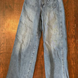 Old Navy Extra High Rise Wide Leg Jeans Size 4 Photo 0
