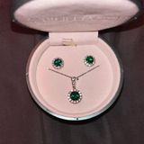 Kohls Kohl’s Emerald Necklace And Earrings  Photo 0