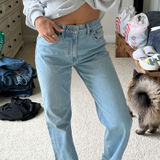 Abercrombie & Fitch Abercrombie 90s Relaxed High-Rise Jeans Curve Love Photo 0