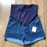 Pinkblush NWT  maternity shorts Photo 0