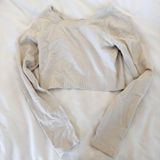 H&M  Workout Long Sleeve Photo 0