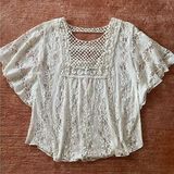 Lavish  vintage lace cream top M Photo 0