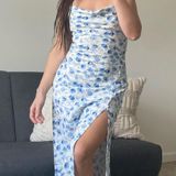 Midi floral dress size 6 Blue Photo 0