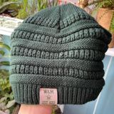 Beanie Green Photo 0