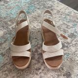 Toms Sandals  Women’s 8 Photo 0