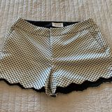 Elle  Shorts Photo 0