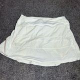 Lululemon  White Athletic Skirt‎ Size 4 Tall Photo 0