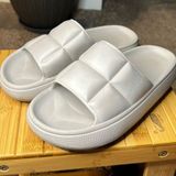 H&M Chunky Slides Photo 0