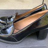Clarks  Patent Leather Chunky Heeled Loafers Size 8 Photo 0