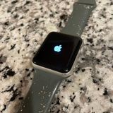 Apple Watch Series 3 42mm Photo 0