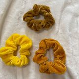 Scrunchies Multiple Photo 0