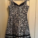 Jones Wear Dress | Black & White Patterned Fitted Flare Dress Stripes Floral 12 Photo 0
