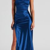 Windsor Drea Formal High Slit Ruched Dress Photo 0