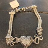 Lia Sophia  bracelet Photo 0