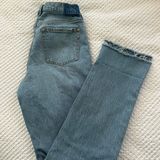 Abercrombie & Fitch Mid Rise ‘90s Straight Jean Curve Love Photo 0