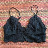 Me to We  BLACK BASIC LACE BRALETTE Photo 0