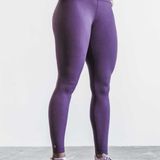 Nobull NWT High-Rise Plush Heather Tight 28" - Large - Plum Photo 0
