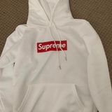 Supreme White Sweatshirt Photo 0