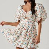 ASTR  the Label White Floral Serilda Cutout Puff Sleeve Mini Dress Cottage Sz XS Photo 0