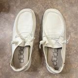 Hey Dude Wendy Photo 0