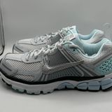 Nike Vomero 5 GS “Metallic Swoosh” size 4.5y Photo 0