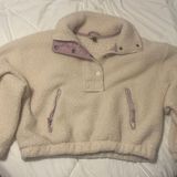 Universal Threads Universal Thread Pullover Photo 0