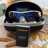 TOREGE Sports Sunglasses with Case Blue Photo 0