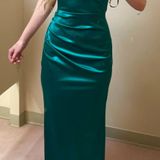 B Darlin B. Darlin Green Satin Prom / Bridesmaid Dress Photo 0