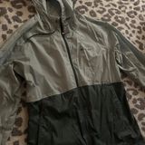 Columbia Spring Windbreaker / Rain Jacket Photo 0