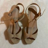 Charles by Charles David  Tan Heels Photo 0