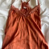 Eyeshadow Flowy Tank Photo 0