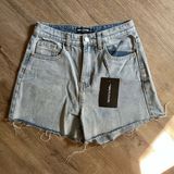 Pretty Little Thing NWT  Shorts Photo 0