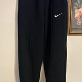 Nike Sweatpants Photo 0