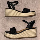 Time And Tru  • memory foam • size 8.5 shoes Photo 0