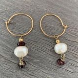 NWT gold freshwater Pearl earrings Photo 0