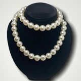 American Vintage Vintage Pearl Fashion Necklace Photo 0