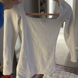 Aritzia  Long Sleeve Top Photo 0