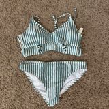 Jessica Simpson Bikini Set Photo 0