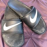Nike Sandles Photo 0