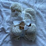 BEARPAW  Hat & Scarf Set Photo 0